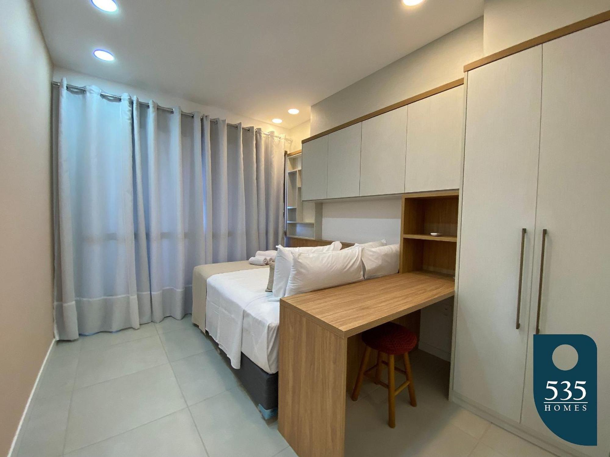 Apartment Decorado E Equipado Na Barra Com Vista Mar *